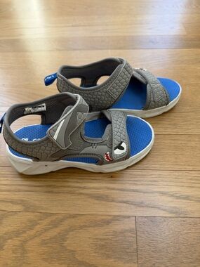 Carter's Kid’s Gray Futura Sandals Light up with Shark Accent Size 12